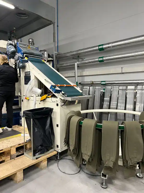 Woolpower Bekleidung Produktion