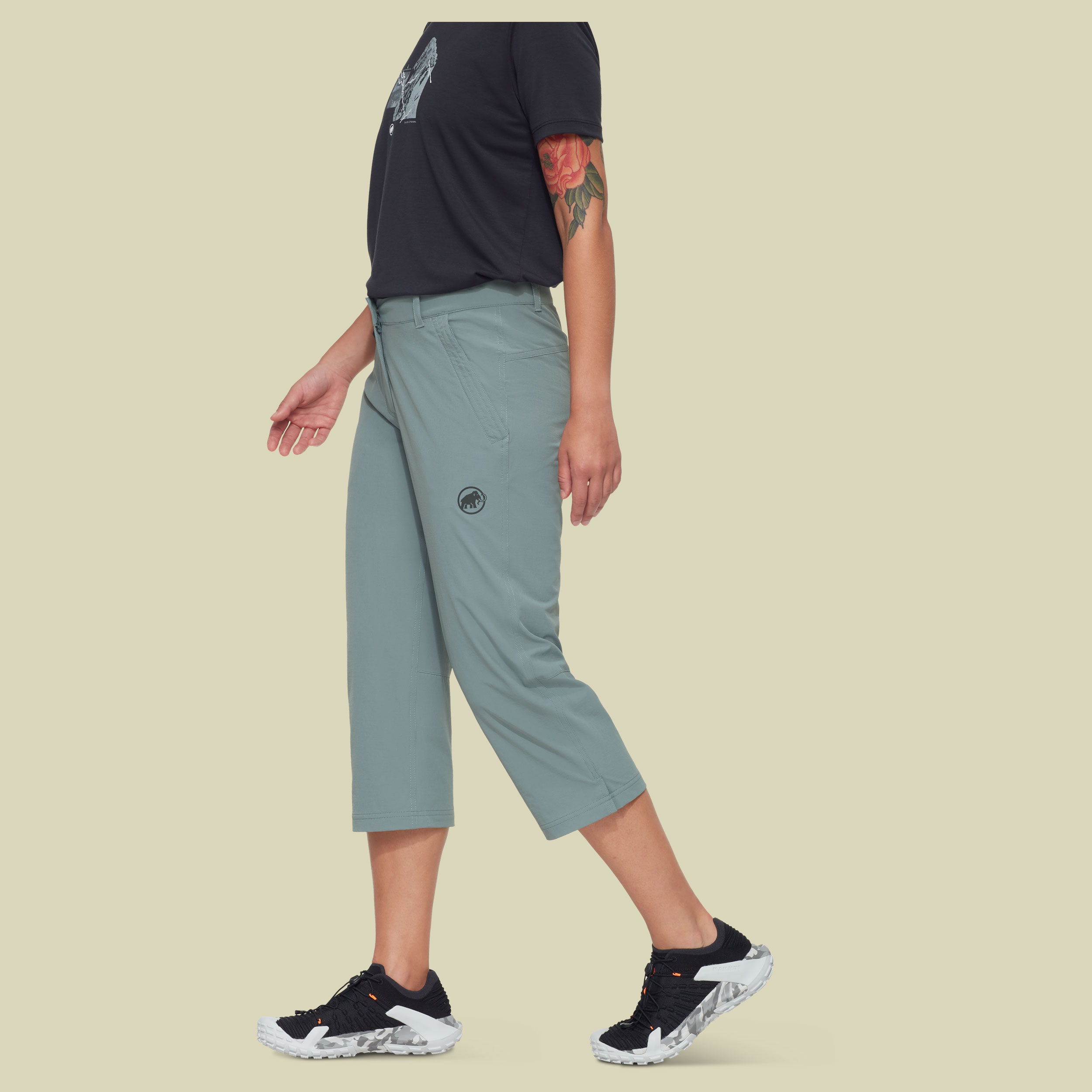 Hiking V Capri Pants Women 38 grau - strata