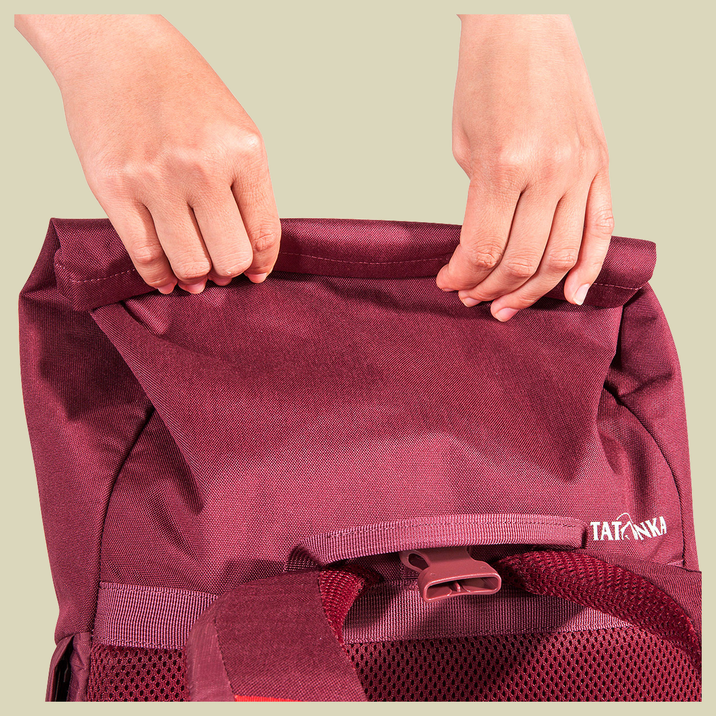 Grip Rolltop Pack S Volumen 25 Farbe bordeaux red