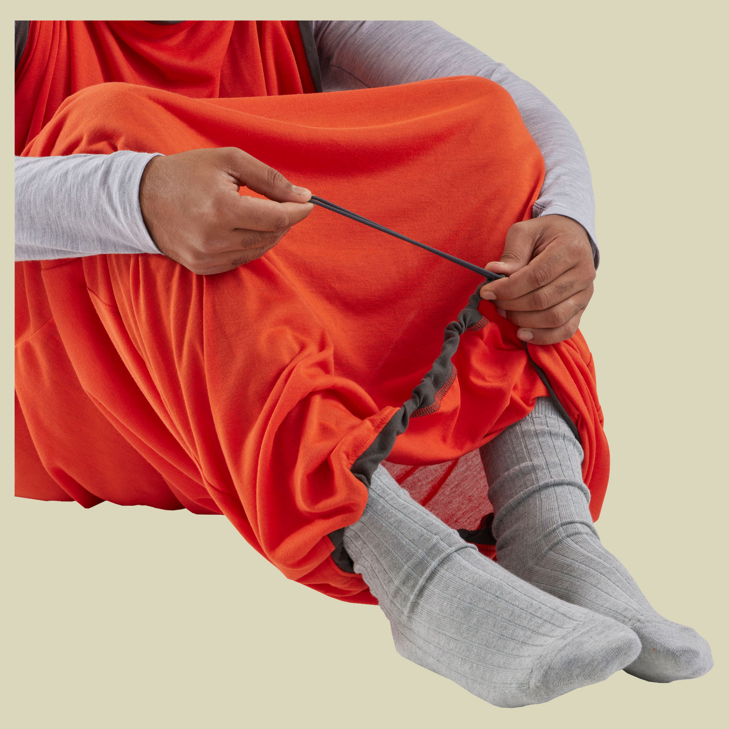 Reactor Extreme Sleeping Bag Liner - Mummy w/ Drawcord orange Standard - spicy orange